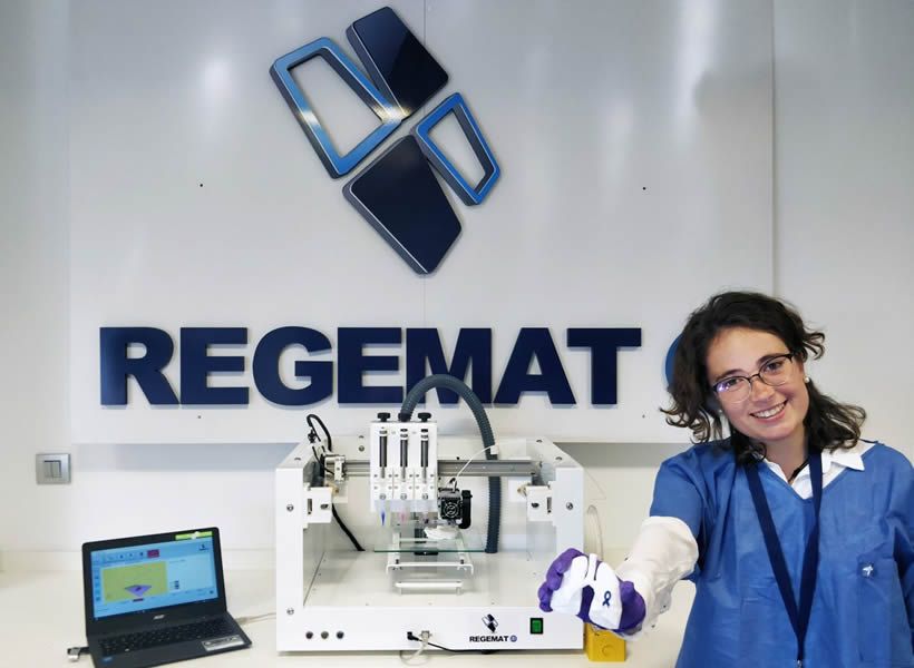 Bioimpresora de órganos y tejidos en 3D, disponible en el catálogo de 
productos de Regemat 3D